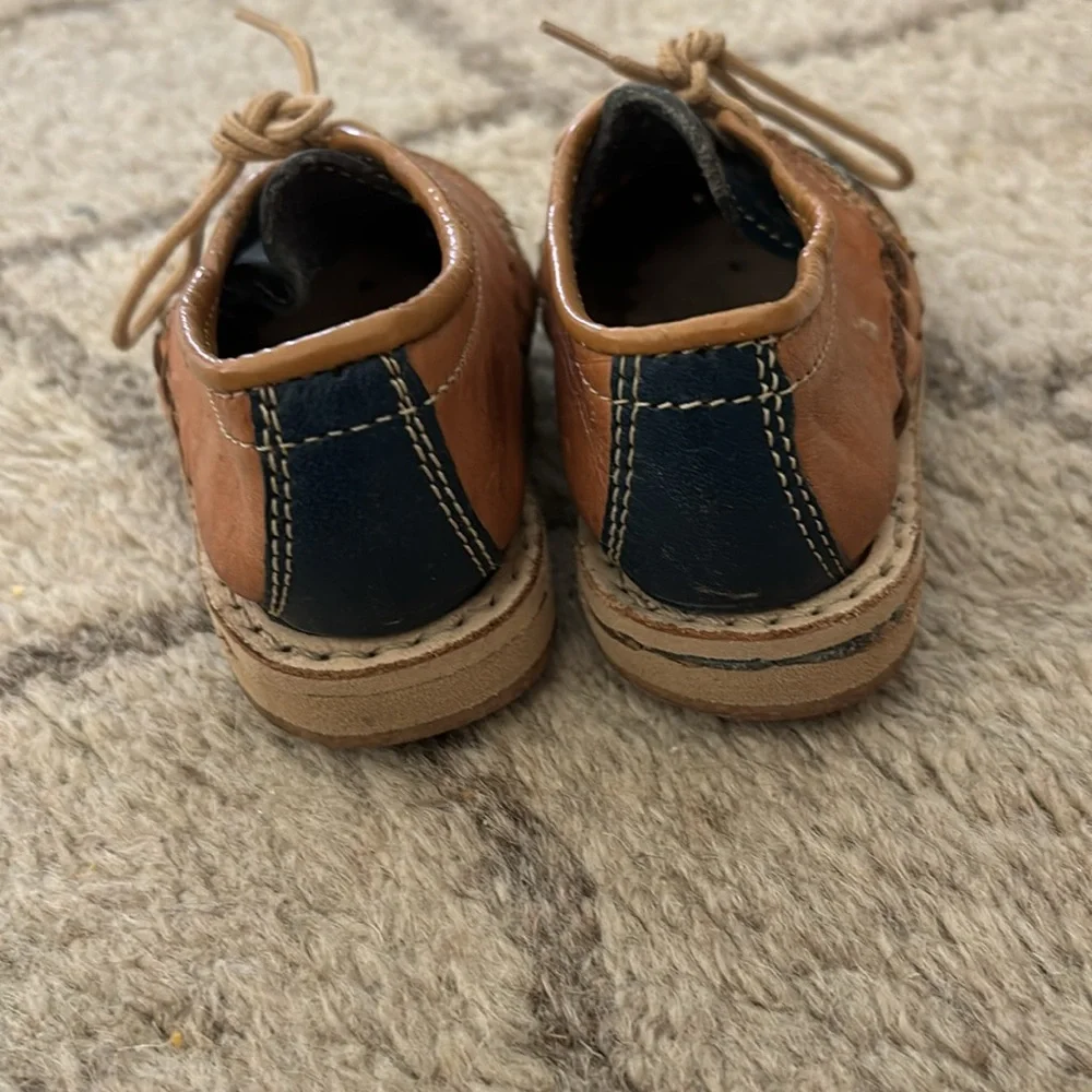 🌺MEXICANA Tan and Blue Baby Walker Shoes with Decorative Lace